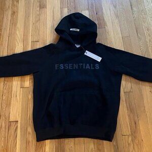 Black Essential Hoddie